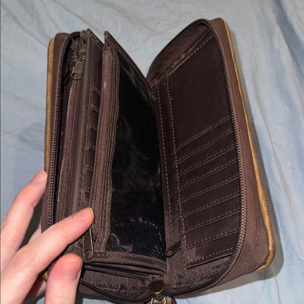 Sts Ranchwear Patchwork Brown And Cream Wristlet - image 4